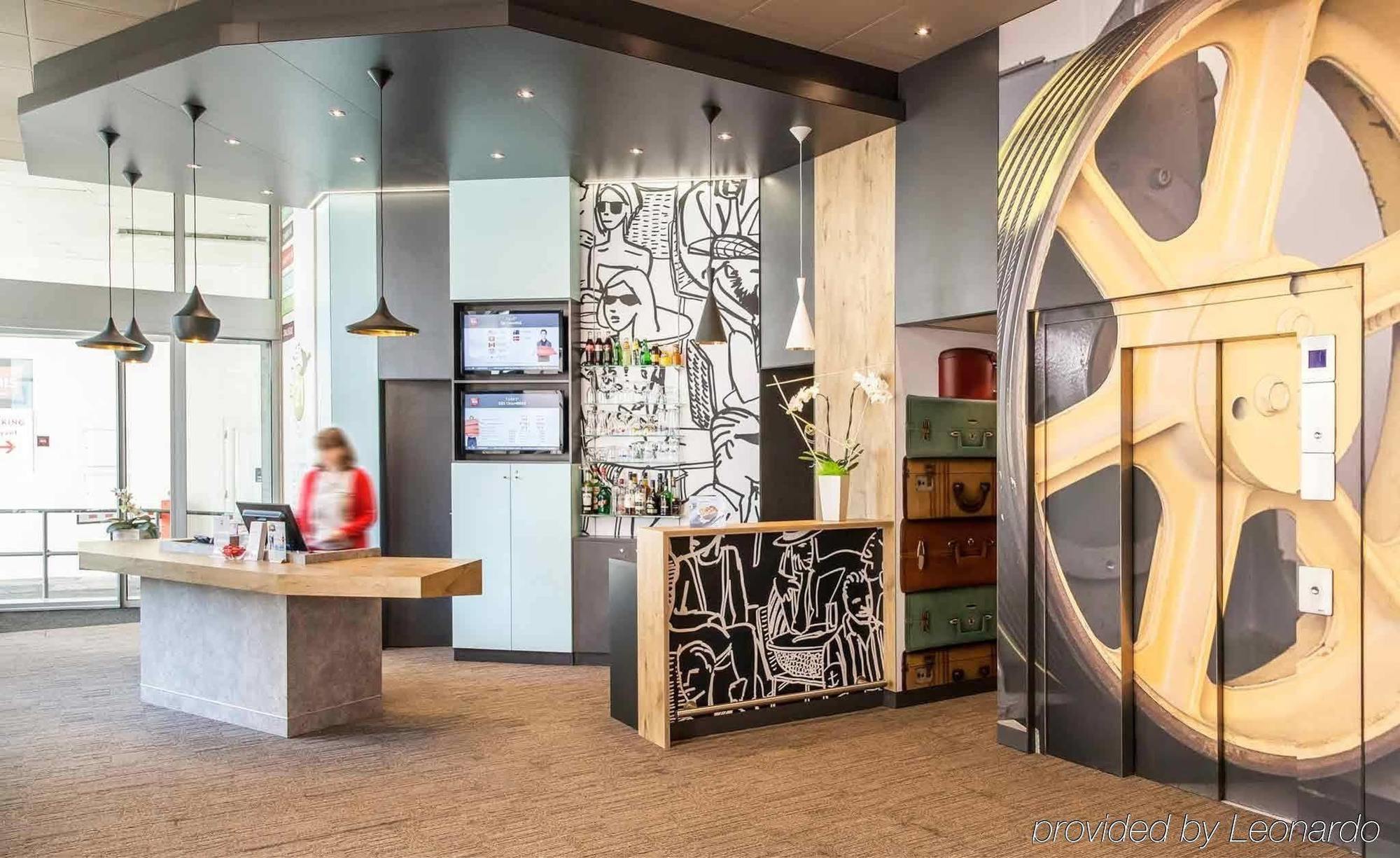 Ibis Centre Hotel 3*